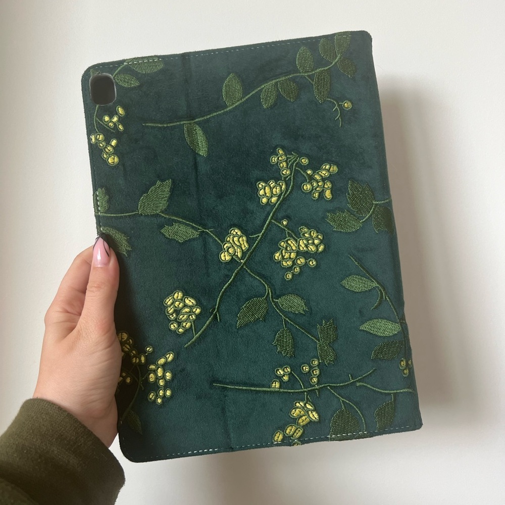 8/9th Generation Ipad Case
